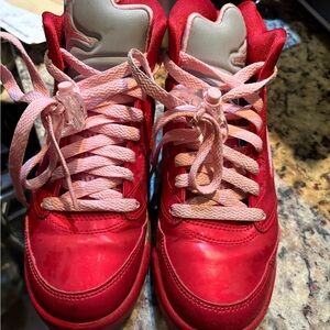 Jordan Kids Red High-Top Sneakers with Pink Laces